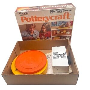Vintage Gabriel Electric Pottery craft motorized potter's Wheel. 1977.